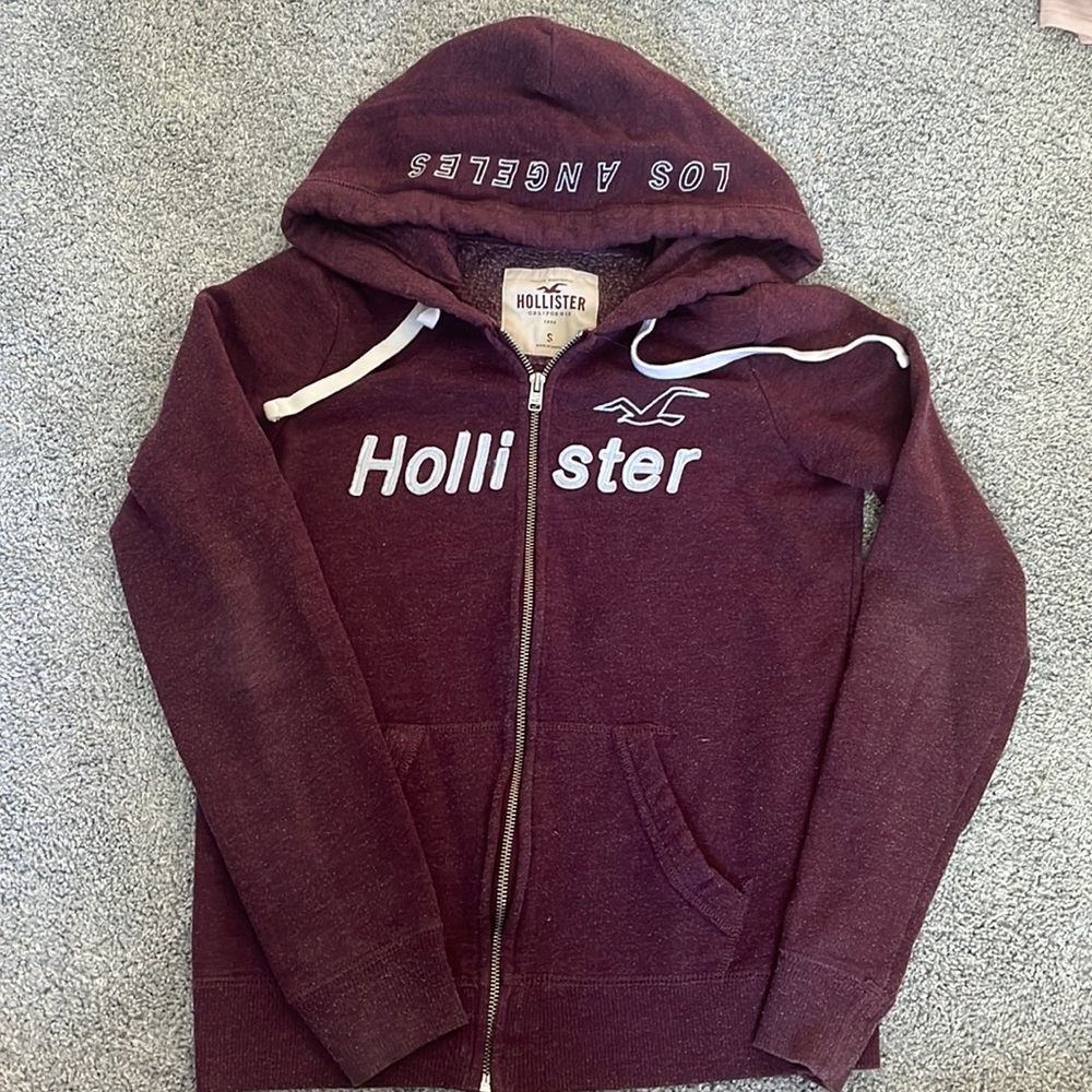 Hollister zip up
